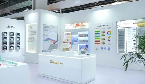 得力攜500余款產(chǎn)品震撼亮相，引領(lǐng)文具零售新潮流